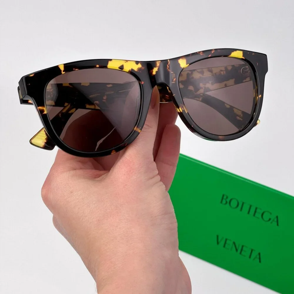 Bottega Veneta BV1001S Square Sunglasses – Havana Frame Brown | Modei 002